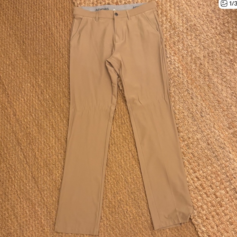 Men’s Adidas Ultimate 365 Tapered Leg Mens Golf pants khaki size 30x34